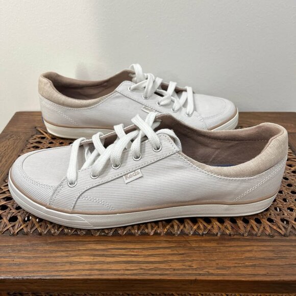 Size 9.5 Keds Center II Stripe Sneaker Ivory + Tan - Picture 1 of 6